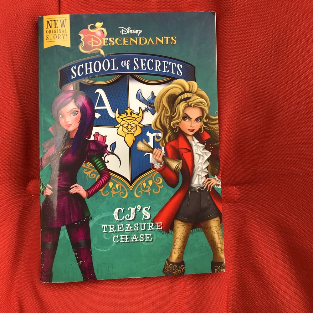 Descendants School of secrets: CJ’s treasure chase
